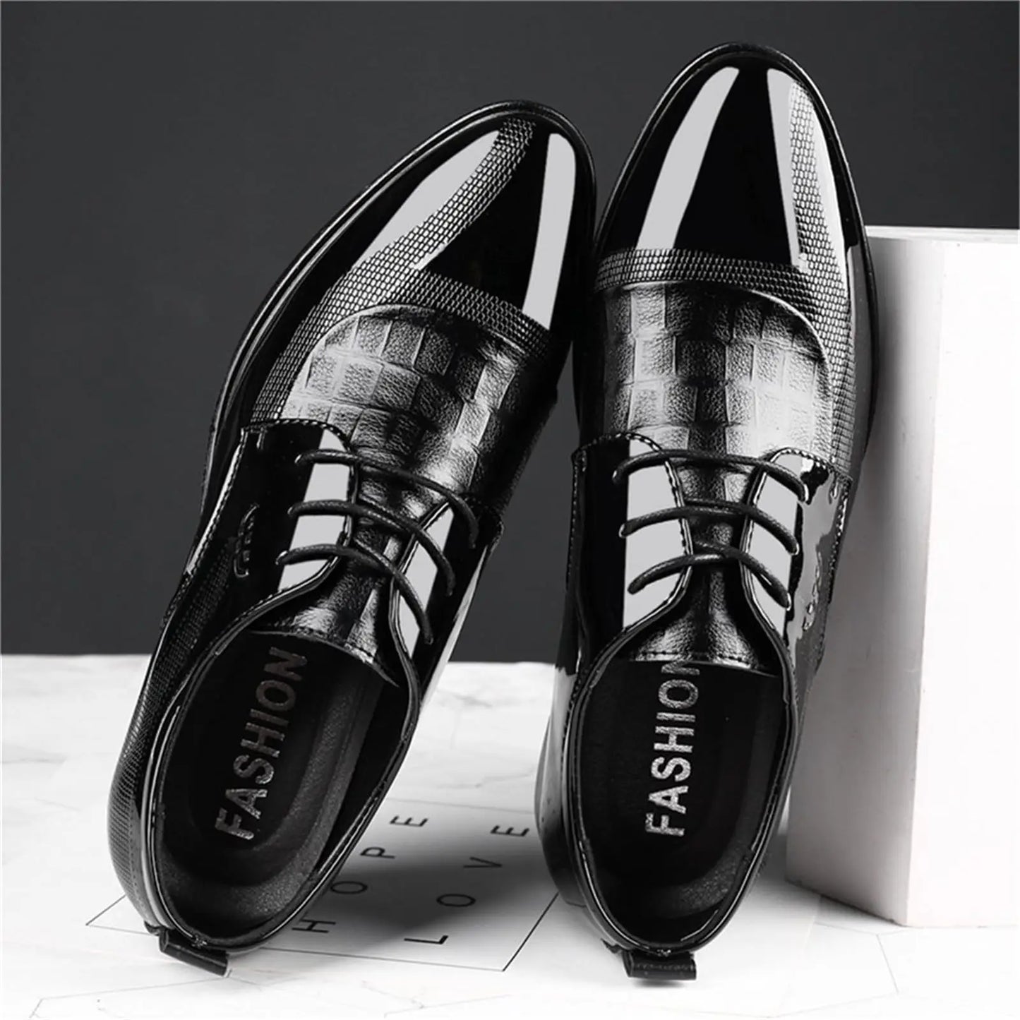 Mens Dress Shoes Formal Business Oxford Block Patent Leather Lace-up Comfortable Pointed Shoes For Men
