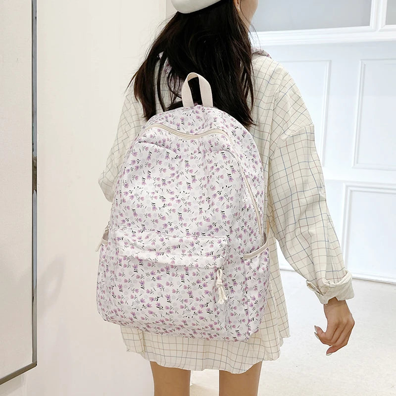 Floral School Backpack Lightweight Casual Travel Daypack Fashion Student Backpack Nylon for Teen Girls Women School Kids