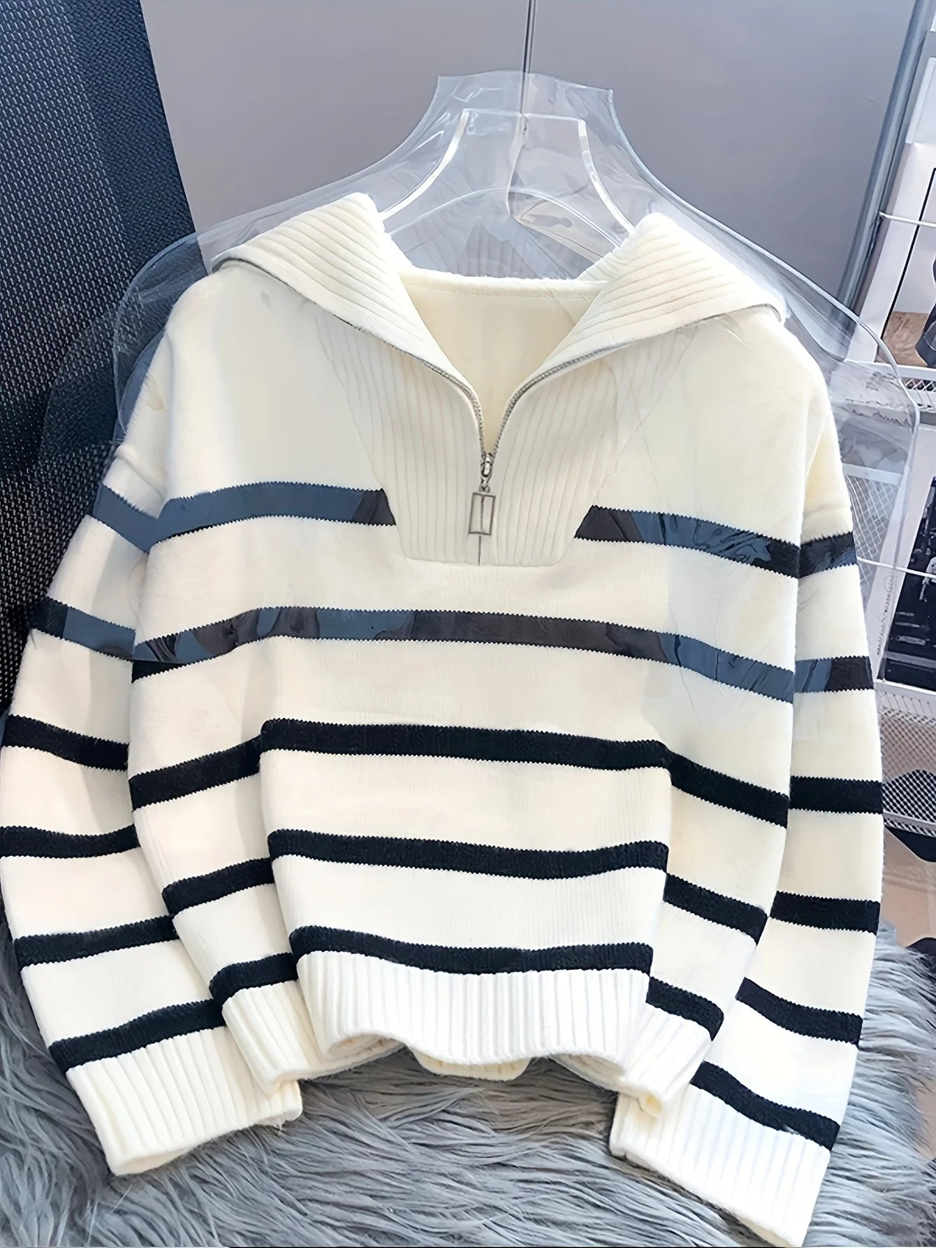 Autumn and Winter New Fashion Woman Sweater Thickened Zipper Striped Undershirt Short Pullover Top Women's Clothing