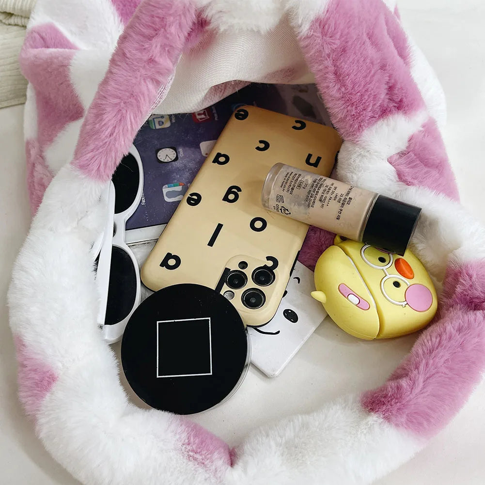 Women Fashion Plush Shoulder Bag Large Capacity Heart Fluffy Commuting Bag Furry Messenger Bag Casual Armpit Bag Daily Sling Bag