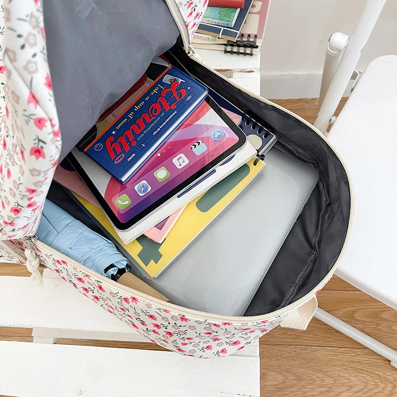 Floral School Backpack Lightweight Casual Travel Daypack Fashion Student Backpack Nylon for Teen Girls Women School Kids