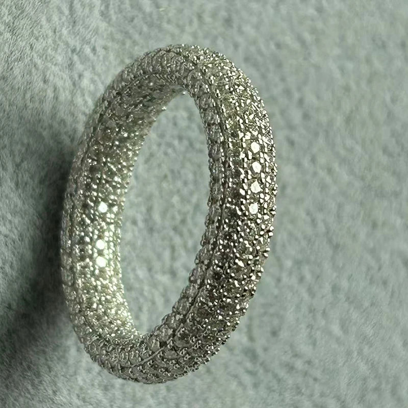 925 Sterling Silver Moissanite Ring, a fashionable holiday gift suitable for teenagers' holiday presents