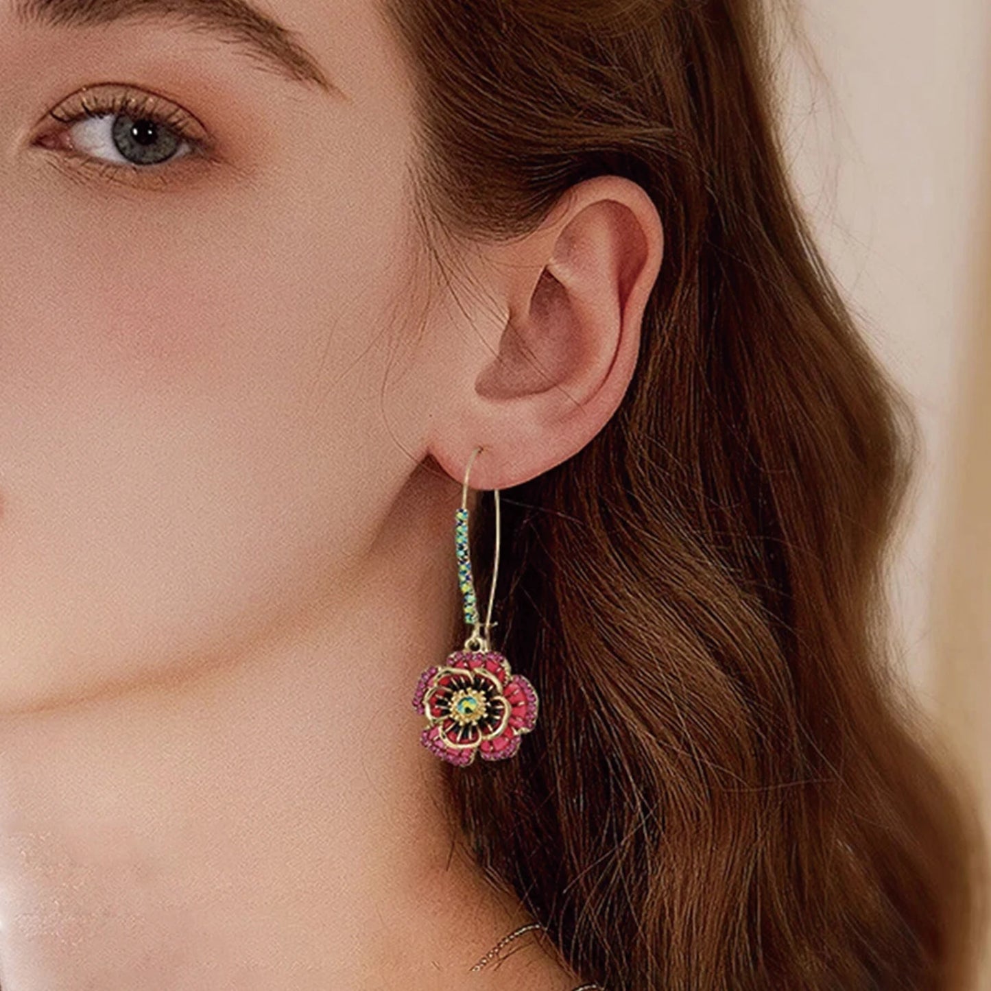 925 Silver, Wild Rose Earrings, Women's Earrings with Synthetic Zirconia, Stylish, Elegant, Luxurious, Cool and Trendy, Gifts fo