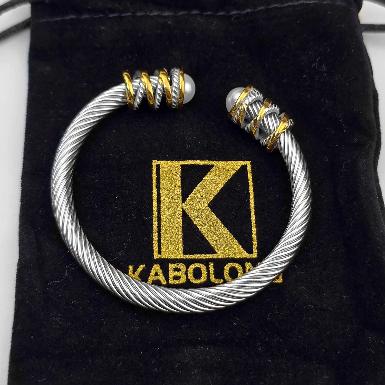 Designed for women 6mm stainless steel cable opening adjustable bracelet with jewelry pouch Holiday jewelry gift for women