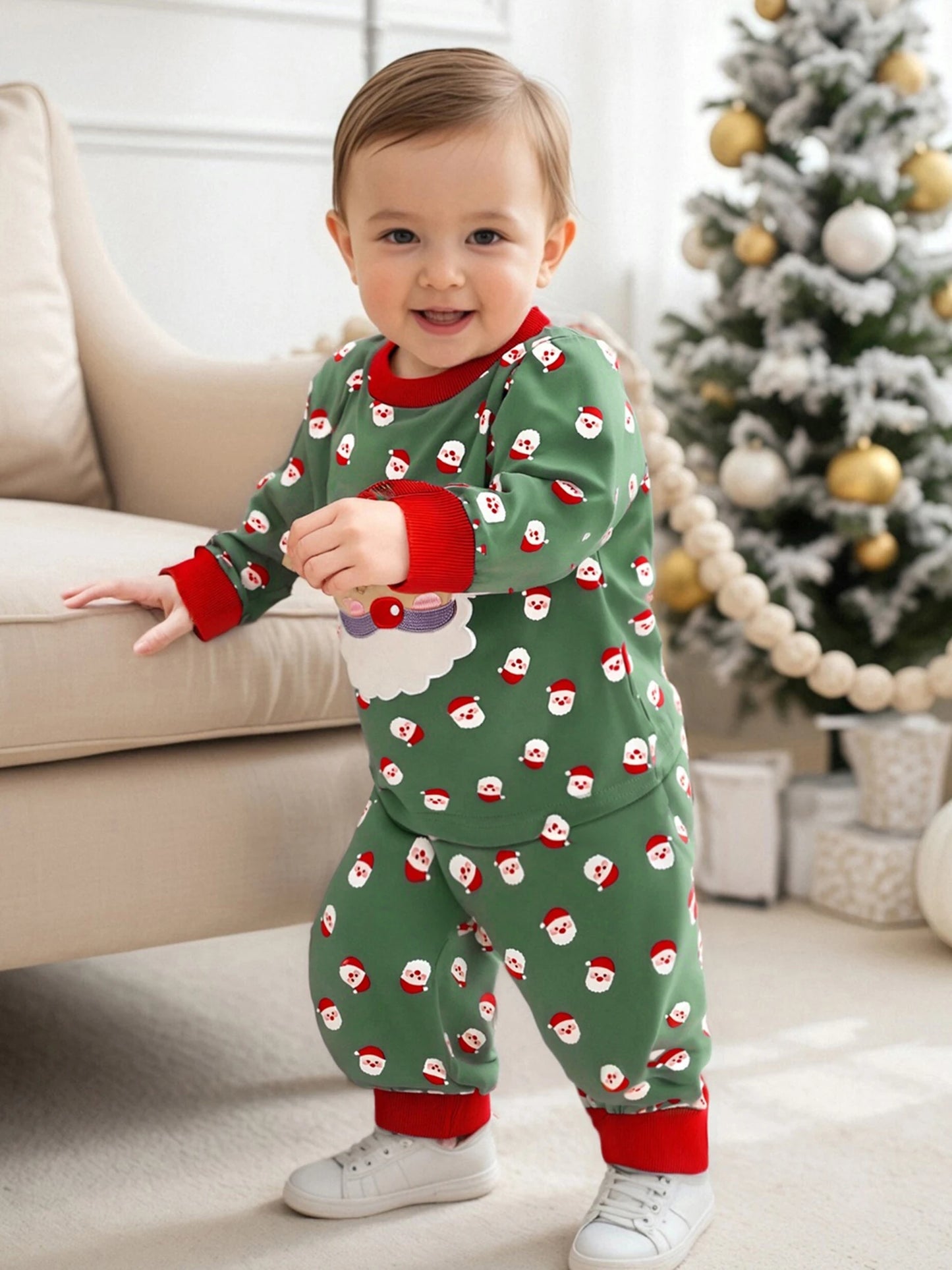 Toddler 2-Piece Christmas Pajama Set with Reindeer Print Long Sleeve Top and Pants Festive Holiday Sleepwear for Kids