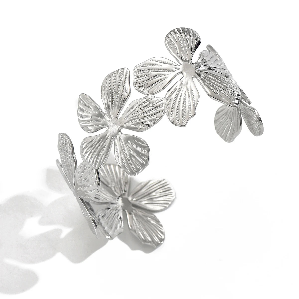 Lxalry 18K Gold Plated Stainless Steel Floral Carved Mirror Bracelet Hypoallergenic Skin Safe Jewelry With Artisan Texture