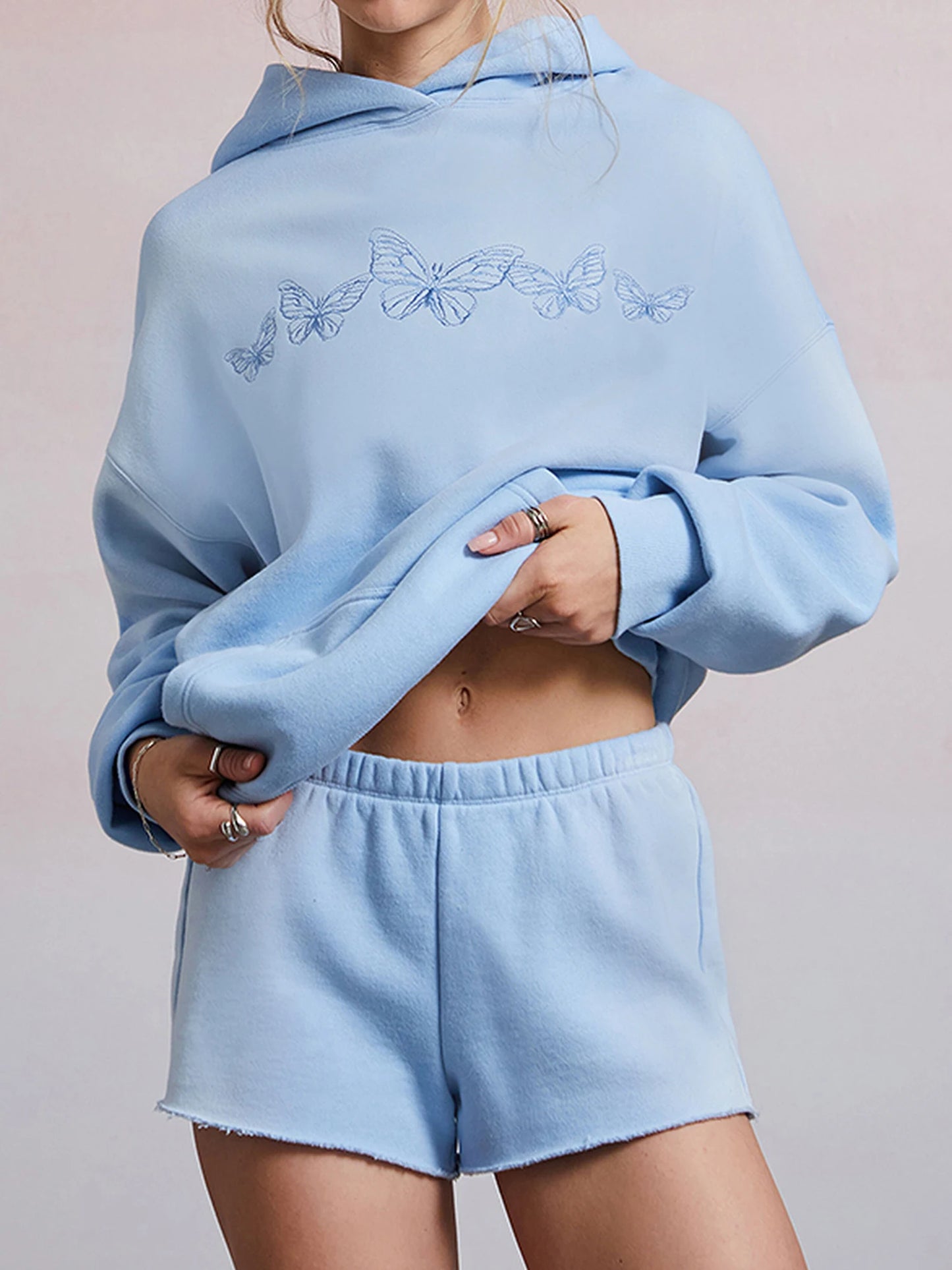 Women s Winter Hoodies Fashionable Floral Embroidered Relaxed Fit Long Sleeve Hooded Sweatshirt with Pockets