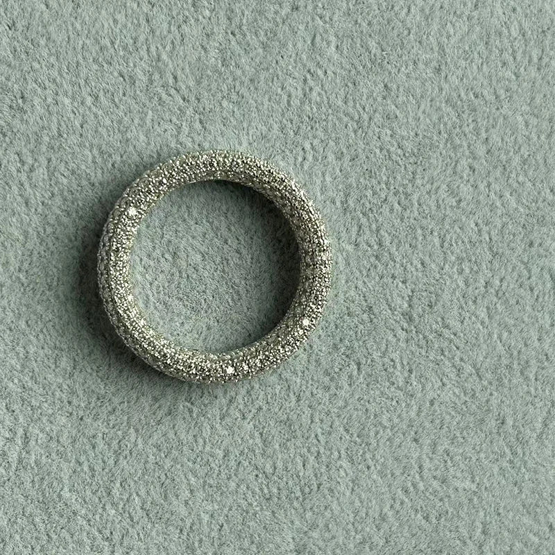 925 Sterling Silver Moissanite Ring, a fashionable holiday gift suitable for teenagers' holiday presents
