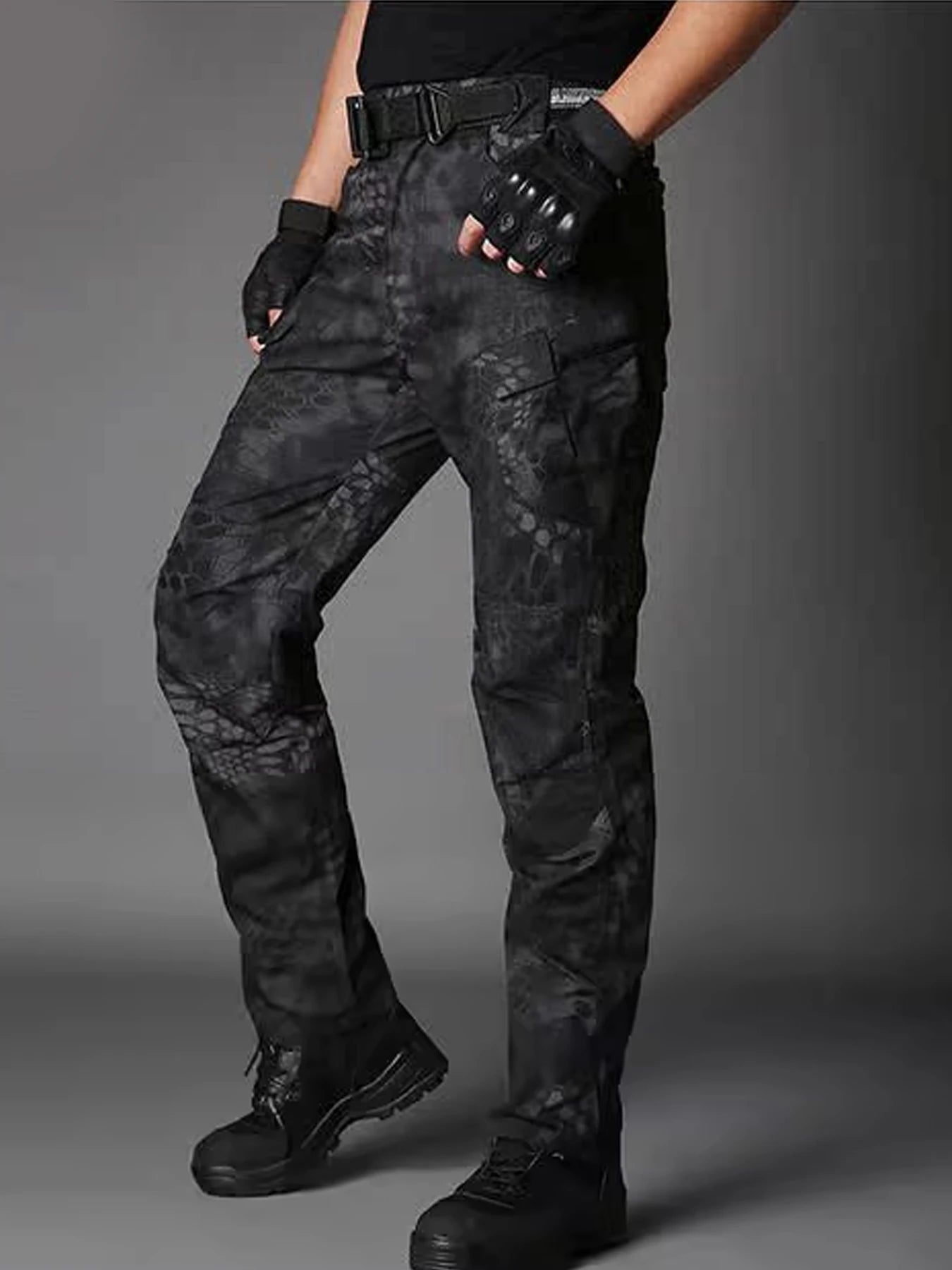 Men's Hiking Pants Climbing Camping Casual Cargo Pants Military Army Camo Pants Combat Work Pants 8 Pockets(No Belt)