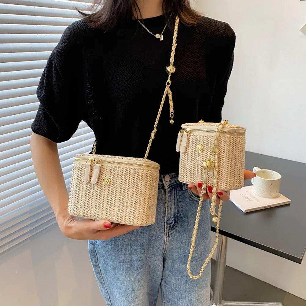 Women Weaving Beach Handbag with Chain Straw Bucket Satchel Bag Bohemian Top Handle Bag Ladies Summer Daily Bag