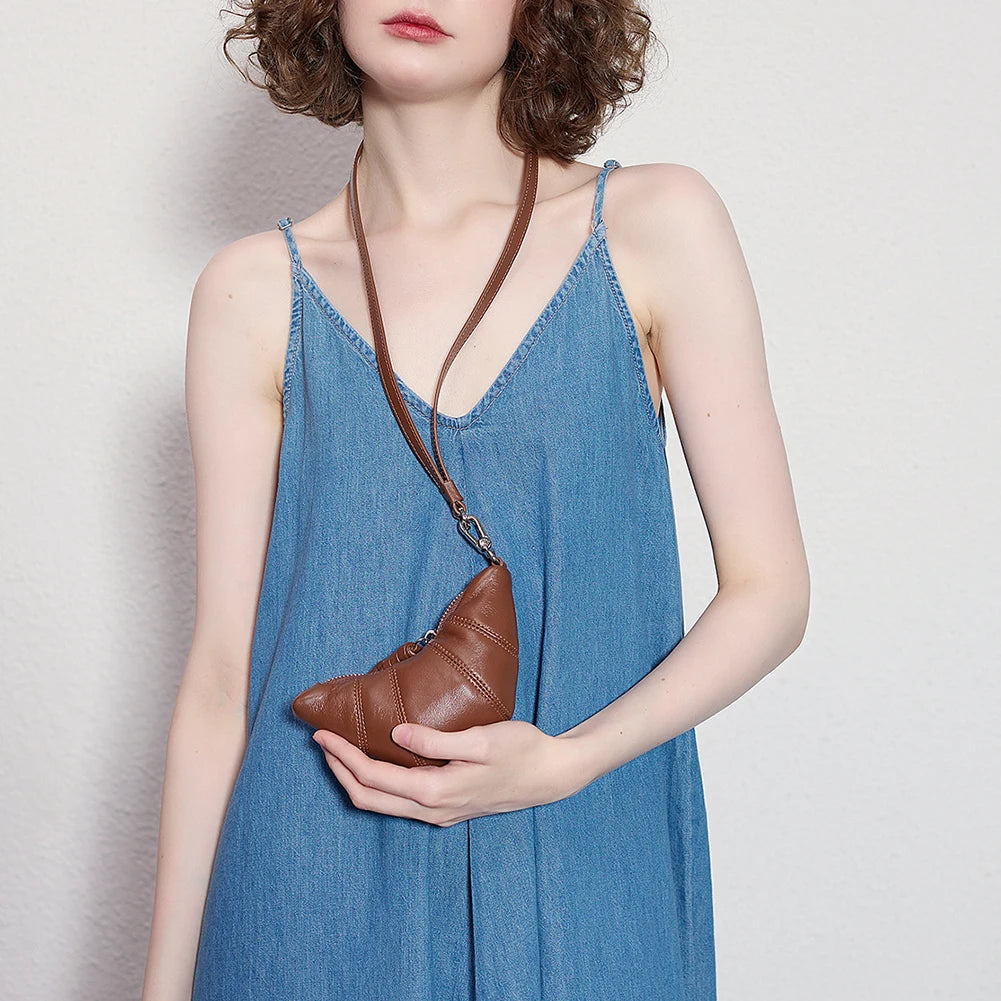 Women Mini Croissant Bag Small Coin Purse Solid Color Mini Pouch PU Leather Fashion Lipstick Bag for Party Vacation