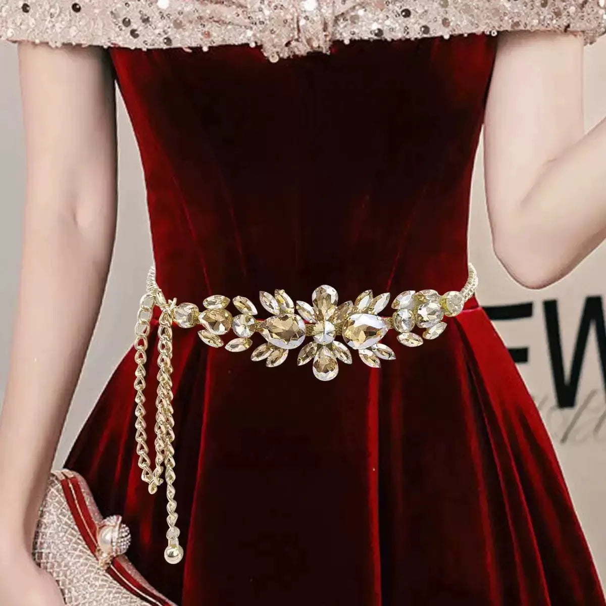 Artificial Crystal Embellished Metal Waist Chain Fashion Women Belt Luxury Rhinestone Body Jewelry Party Evening Dinner Accessor