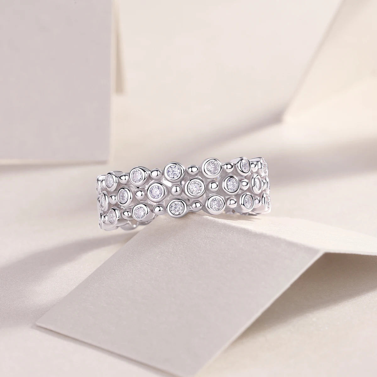 1pc Moissanite Ring 925 Sterling Silver 18K Gold Plated Bubble Bezel Double Row Design Elegant Gift Comes with GRA Certificate
