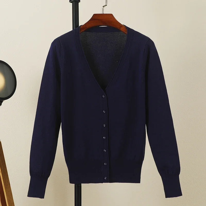 Black Cropped Cardigan Female Clothing Jersey Blouses Women's Coat Spring 2025 Long Sleeve Top Korean Fashion Knitted Sweater