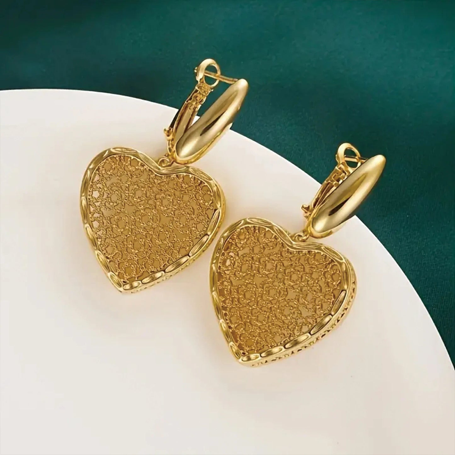 925 Silver, 2 Piece Elegant 18K Gold Plated Jewellery Set - Boho Chic Heart Pendant Necklace and Matching Earrings, Anti-Allergy